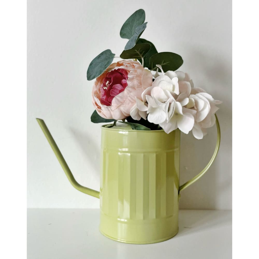 Kaunis kastelukannu kolmessa värissä - Image 3